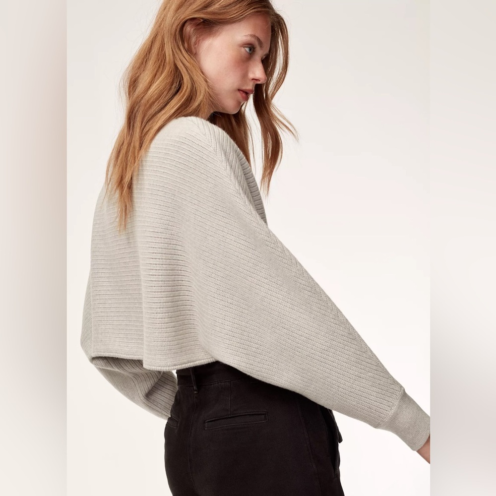 🩶 Aritzia Wilfred Free Lolan Sweater - 100% Merino Wool